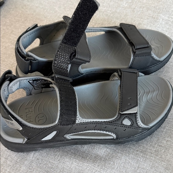 Hurley Men’s Black and Gray Sandals - Picture 7 of 7